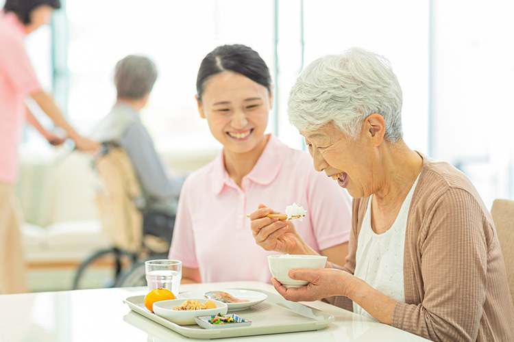 老健・福祉施設の食堂・給食運営